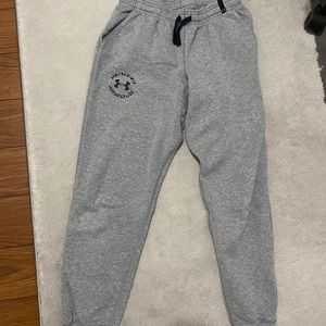 Youth XL Under Armour Grey Sweatpants